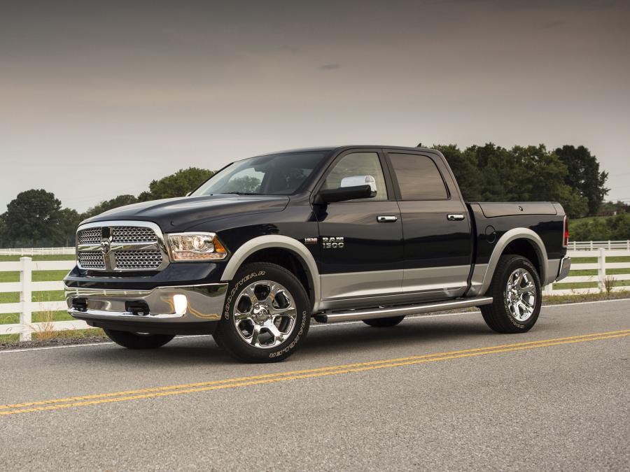  Dodge Ram 1500 Laramie Crew Cab 2012 года  (фото 13 из 30)